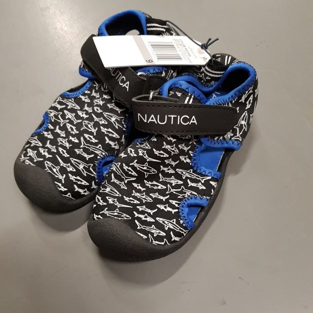 Nautica Kids Water Shoes - Sharks - Size 9